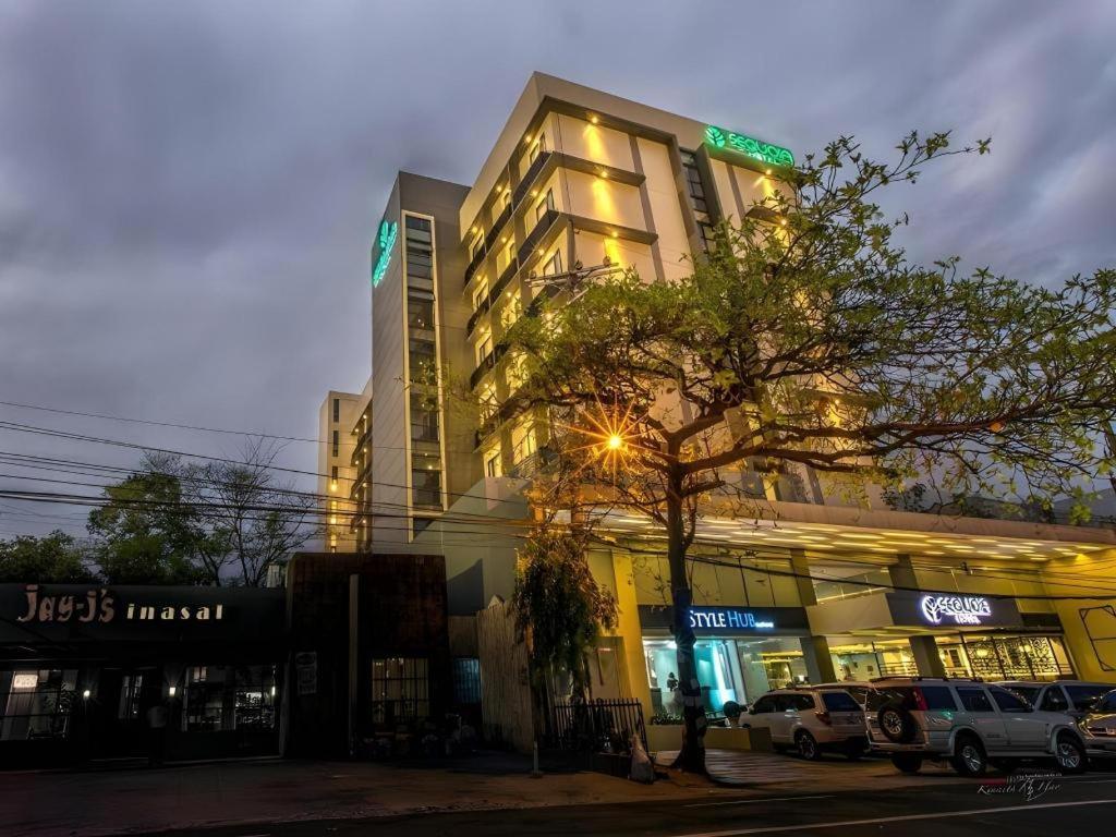 Sequoia Hotel Quezon City Ngoại thất bức ảnh