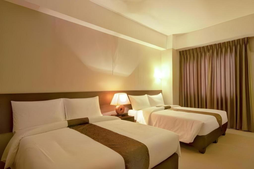 Sequoia Hotel Quezon City Ngoại thất bức ảnh
