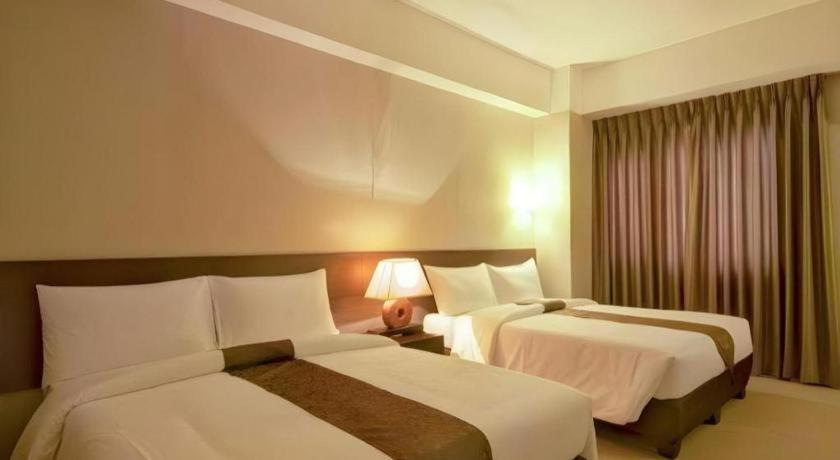 Sequoia Hotel Quezon City Ngoại thất bức ảnh